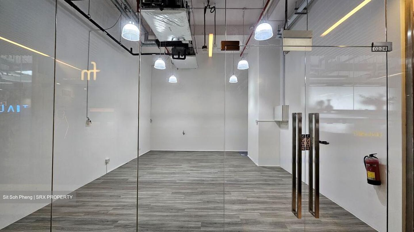 Vision Exchange (D22), Retail #463103011